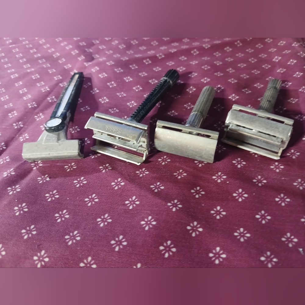 Vintage Safety Razors Set Of 4